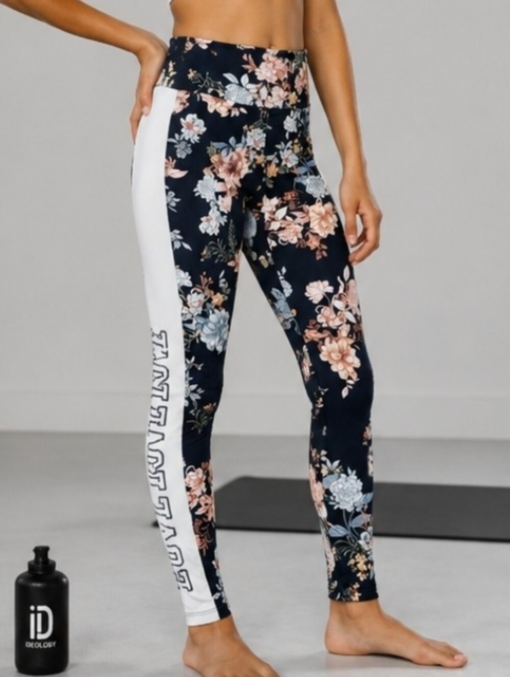New IRIS Basic floral cropped legging with LOVE print colorblock, Sz Med